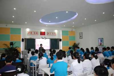 达州中学被评为四川省首批心理健康教育引领校